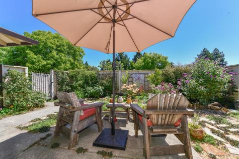 1907 Genoa Place Santa Rosa CA 95403