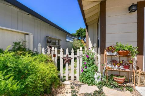 1907 Genoa Place Santa Rosa CA 95403