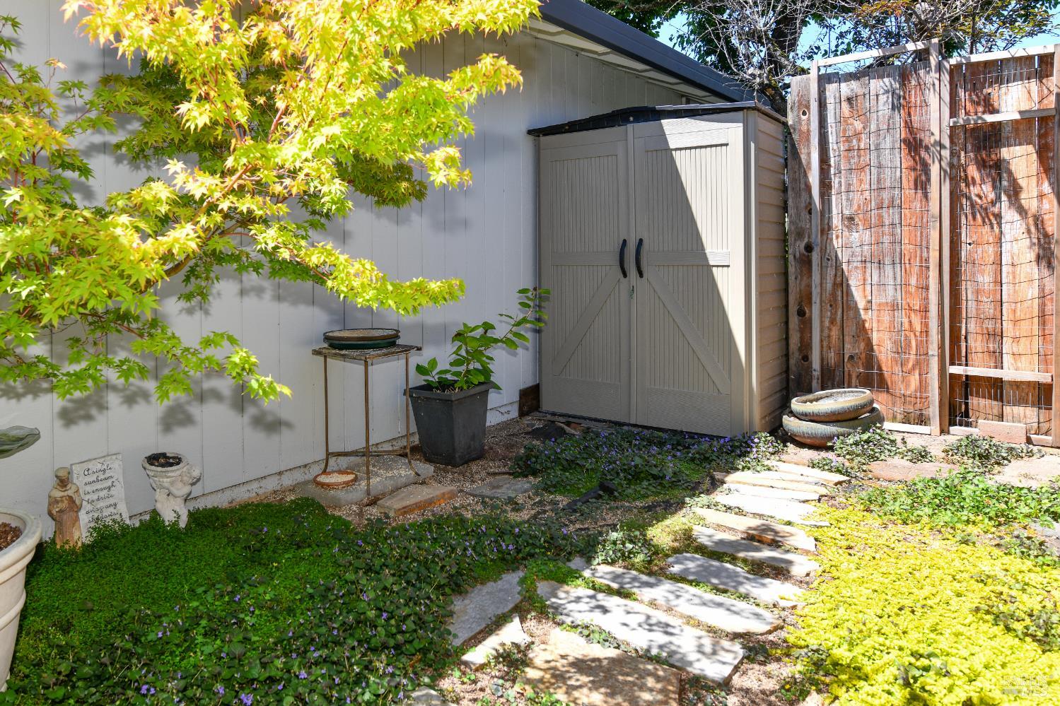 1907 Genoa Place Santa Rosa CA 95403
