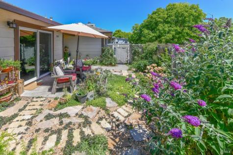 1907 Genoa Place Santa Rosa CA 95403