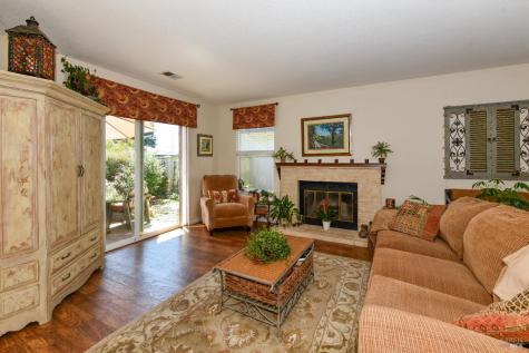 1907 Genoa Place Santa Rosa CA 95403