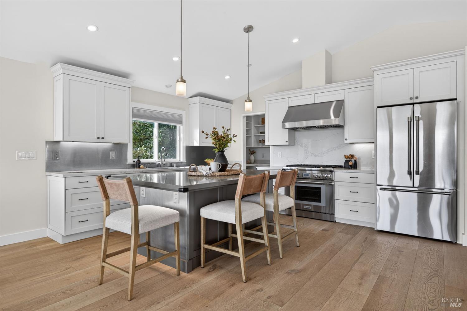 60 Marina Court Drive San Rafael CA 94901