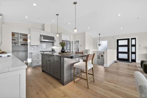 60 Marina Court Drive San Rafael CA 94901