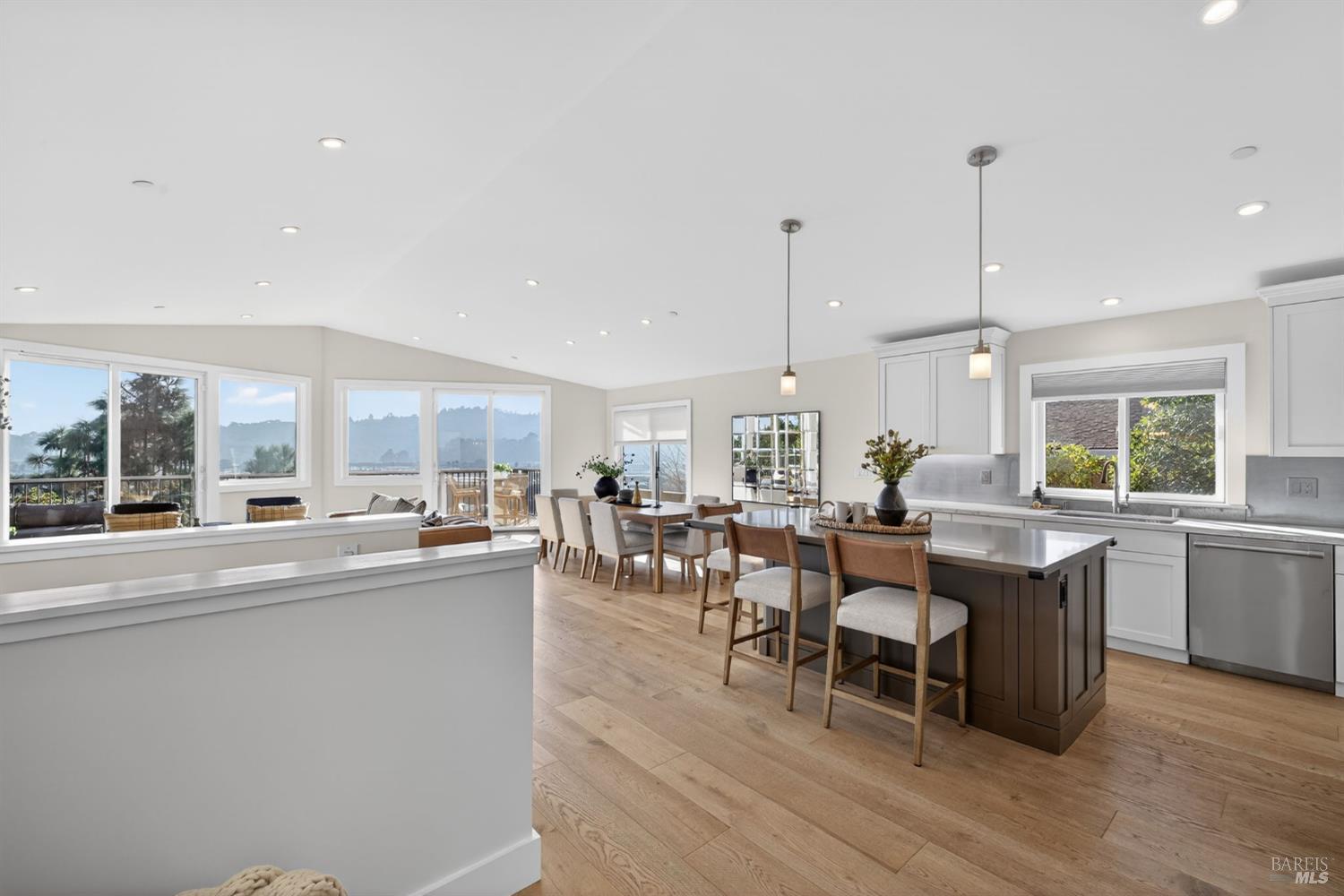 60 Marina Court Drive San Rafael CA 94901