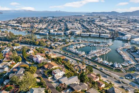 60 Marina Court Drive San Rafael CA 94901