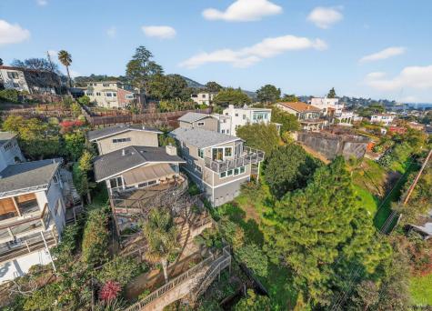 60 Marina Court Drive San Rafael CA 94901