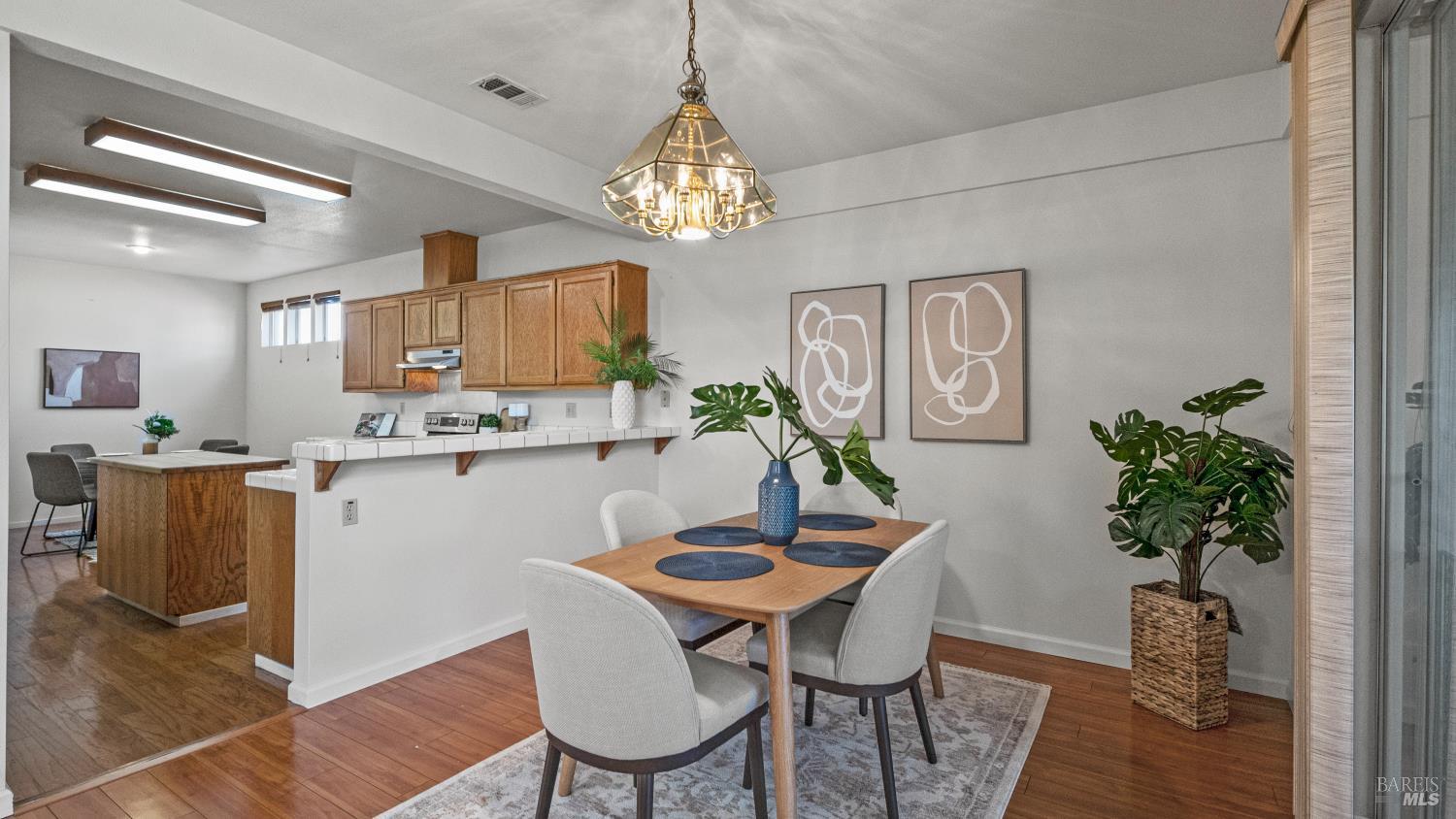 340 Stamper Circle Suisun City CA 94585