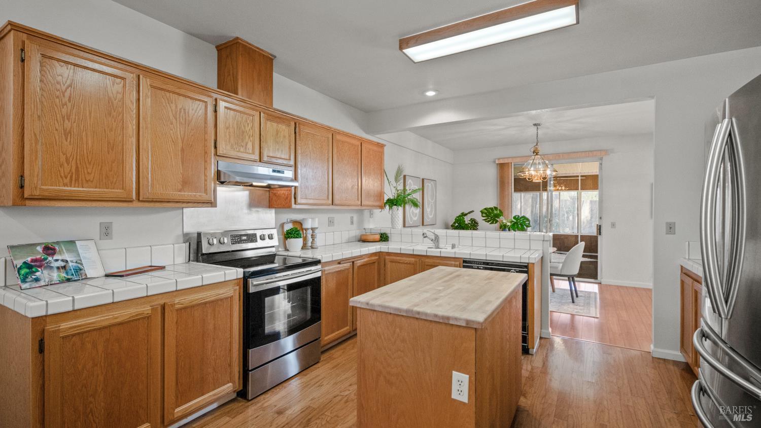 340 Stamper Circle Suisun City CA 94585