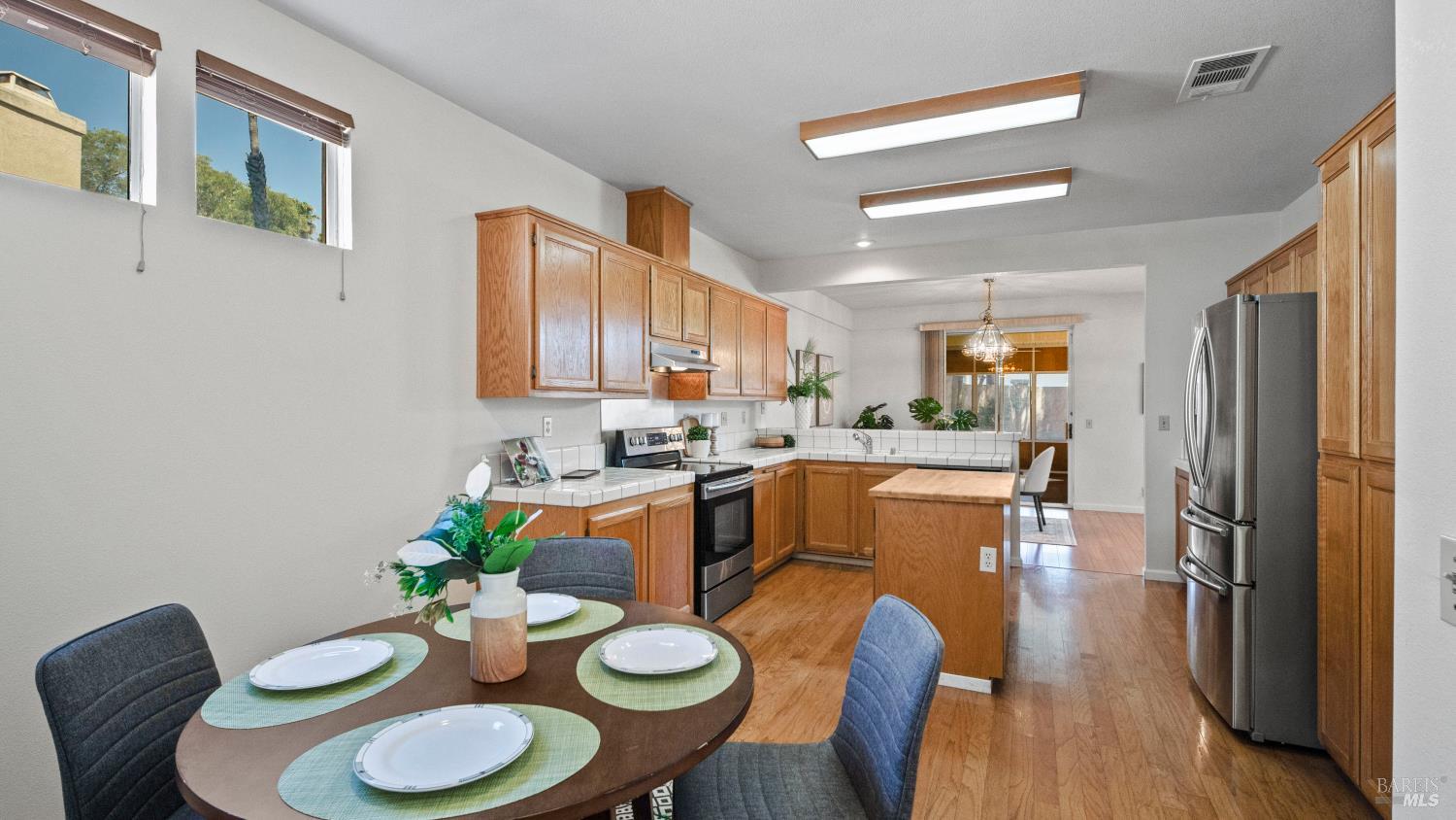 340 Stamper Circle Suisun City CA 94585