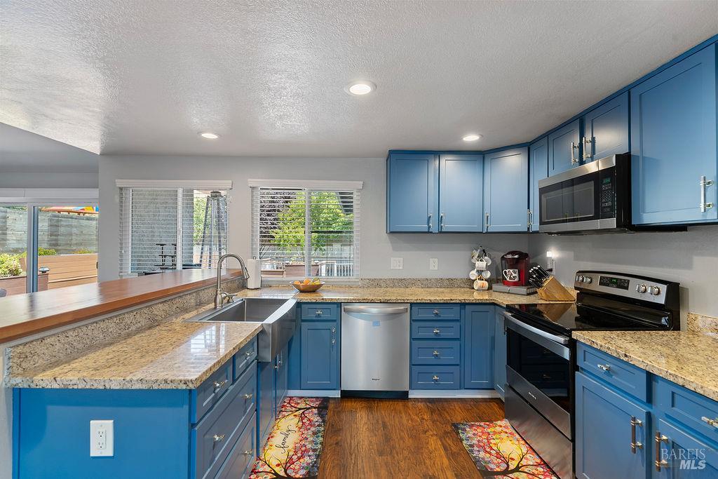 143 Royal Court Vallejo CA 94591