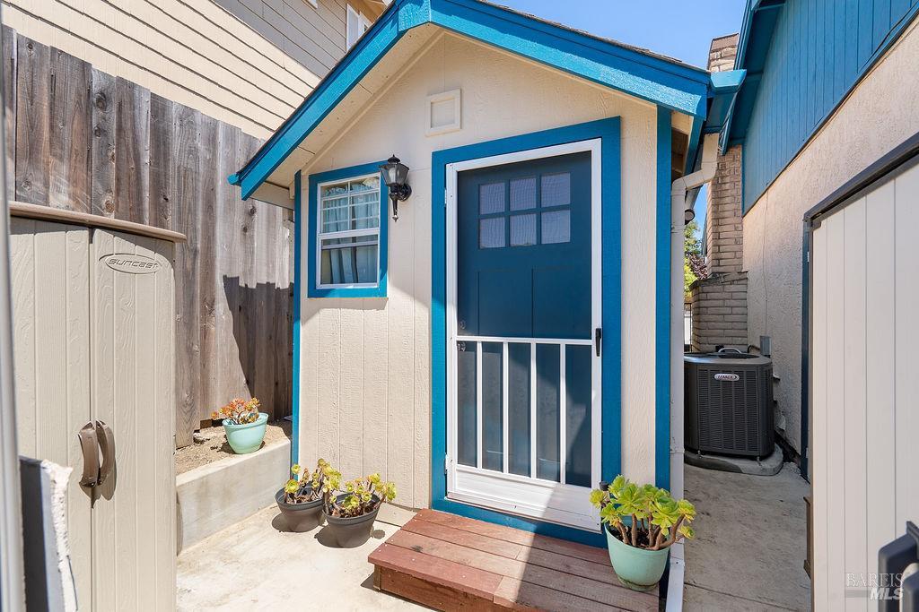 143 Royal Court Vallejo CA 94591