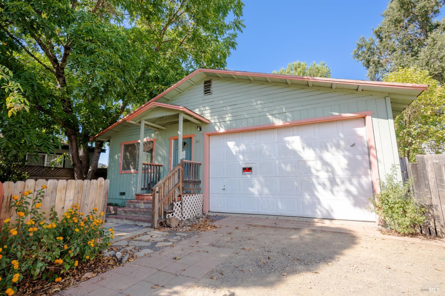 240 Thomas Street Ukiah CA 95482