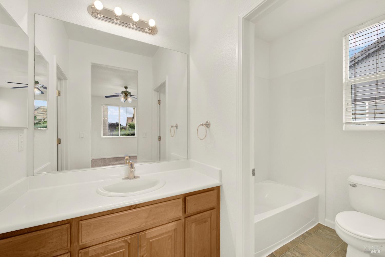 812 Purple Sage Drive Vacaville CA 95687