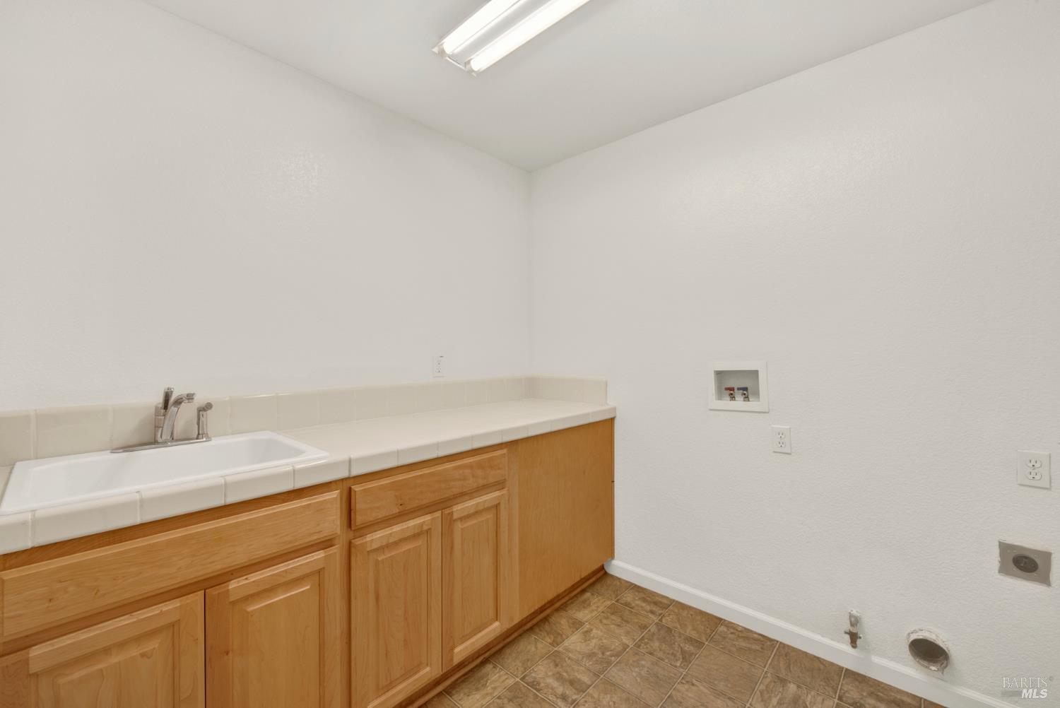812 Purple Sage Drive Vacaville CA 95687