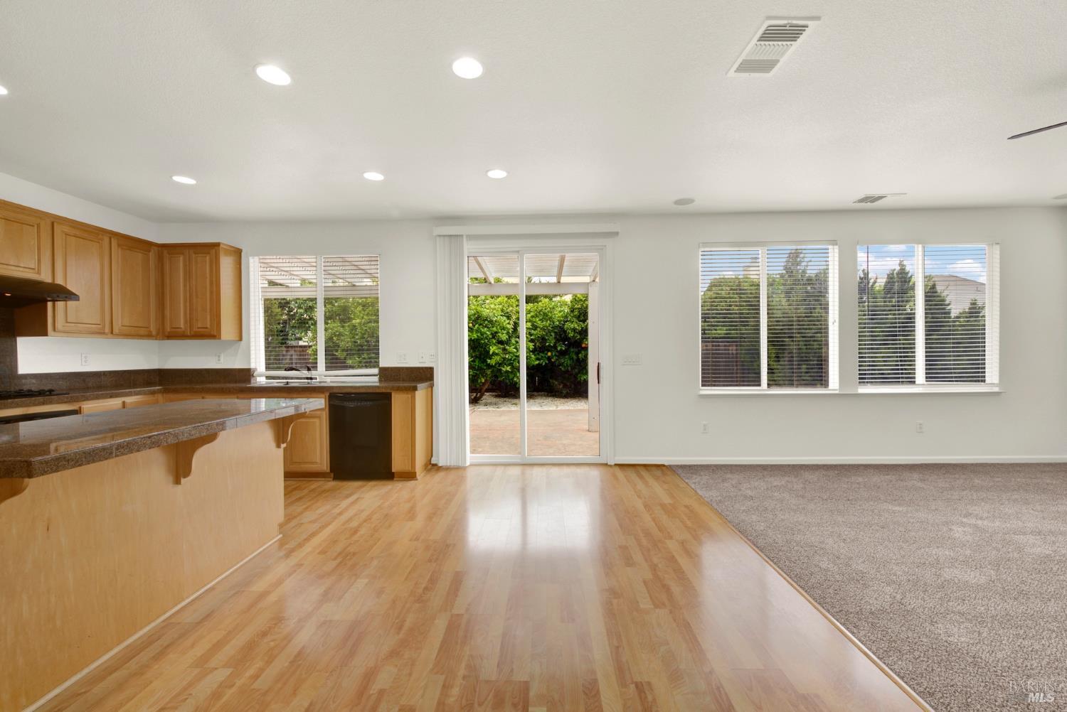 812 Purple Sage Drive Vacaville CA 95687
