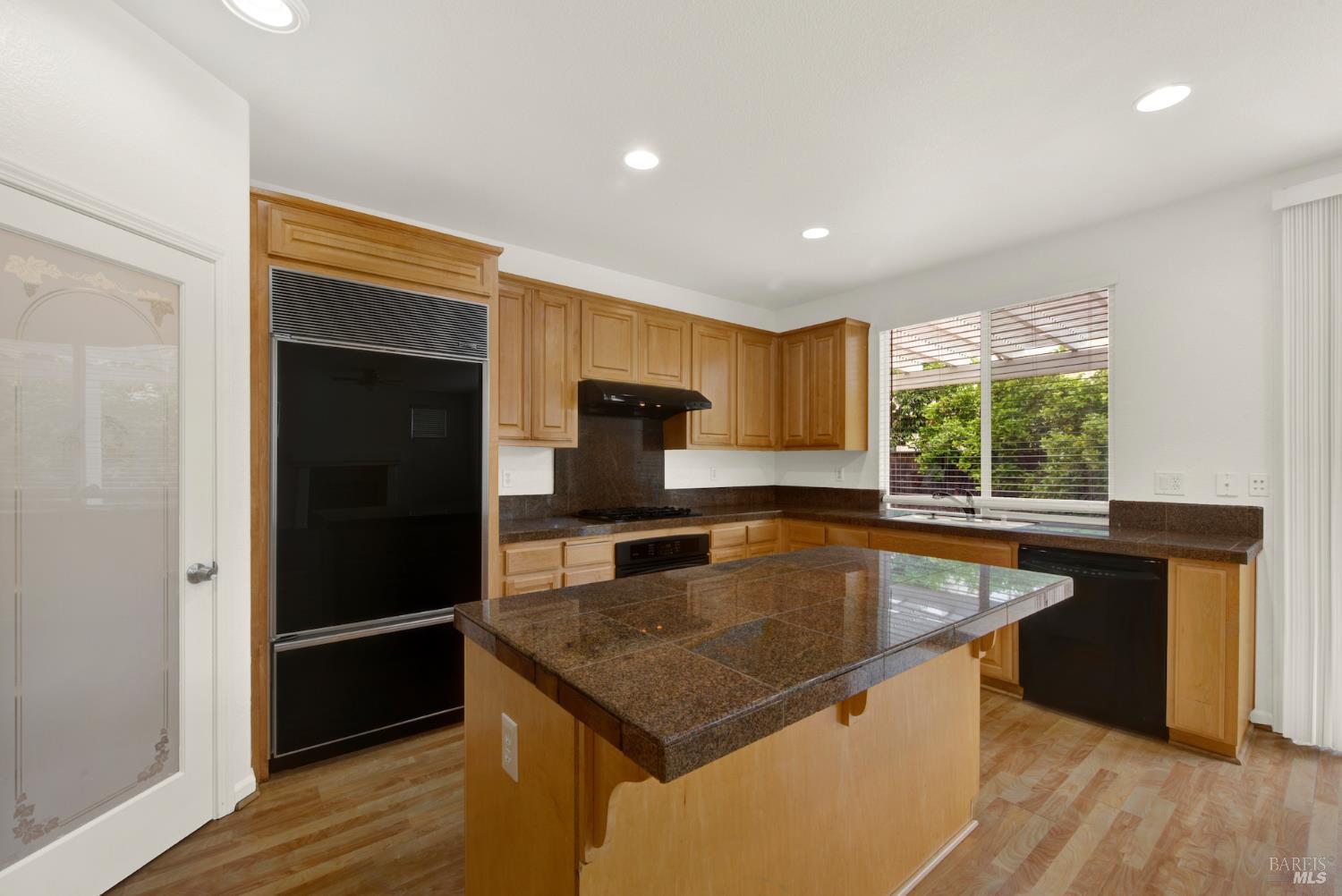 812 Purple Sage Drive Vacaville CA 95687