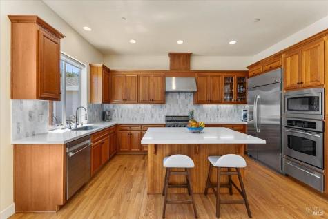 416 San Lorenzo Court Sonoma CA 95476