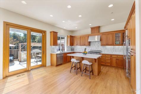 416 San Lorenzo Court Sonoma CA 95476