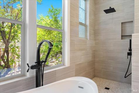 416 San Lorenzo Court Sonoma CA 95476