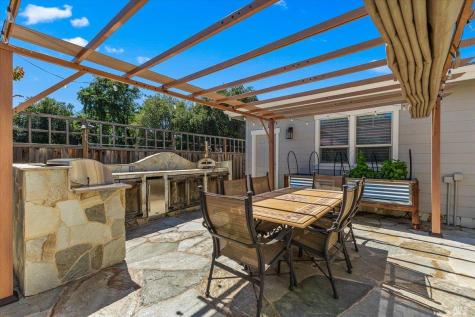 416 San Lorenzo Court Sonoma CA 95476