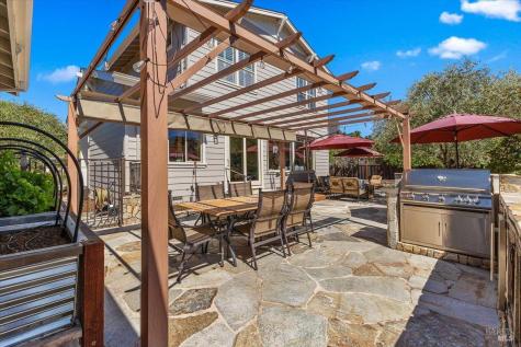 416 San Lorenzo Court Sonoma CA 95476