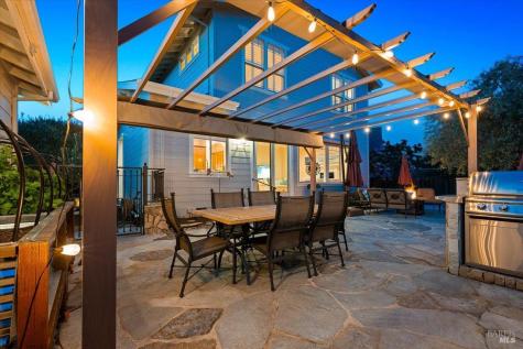 416 San Lorenzo Court Sonoma CA 95476