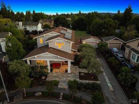 416 San Lorenzo Court Sonoma CA 95476