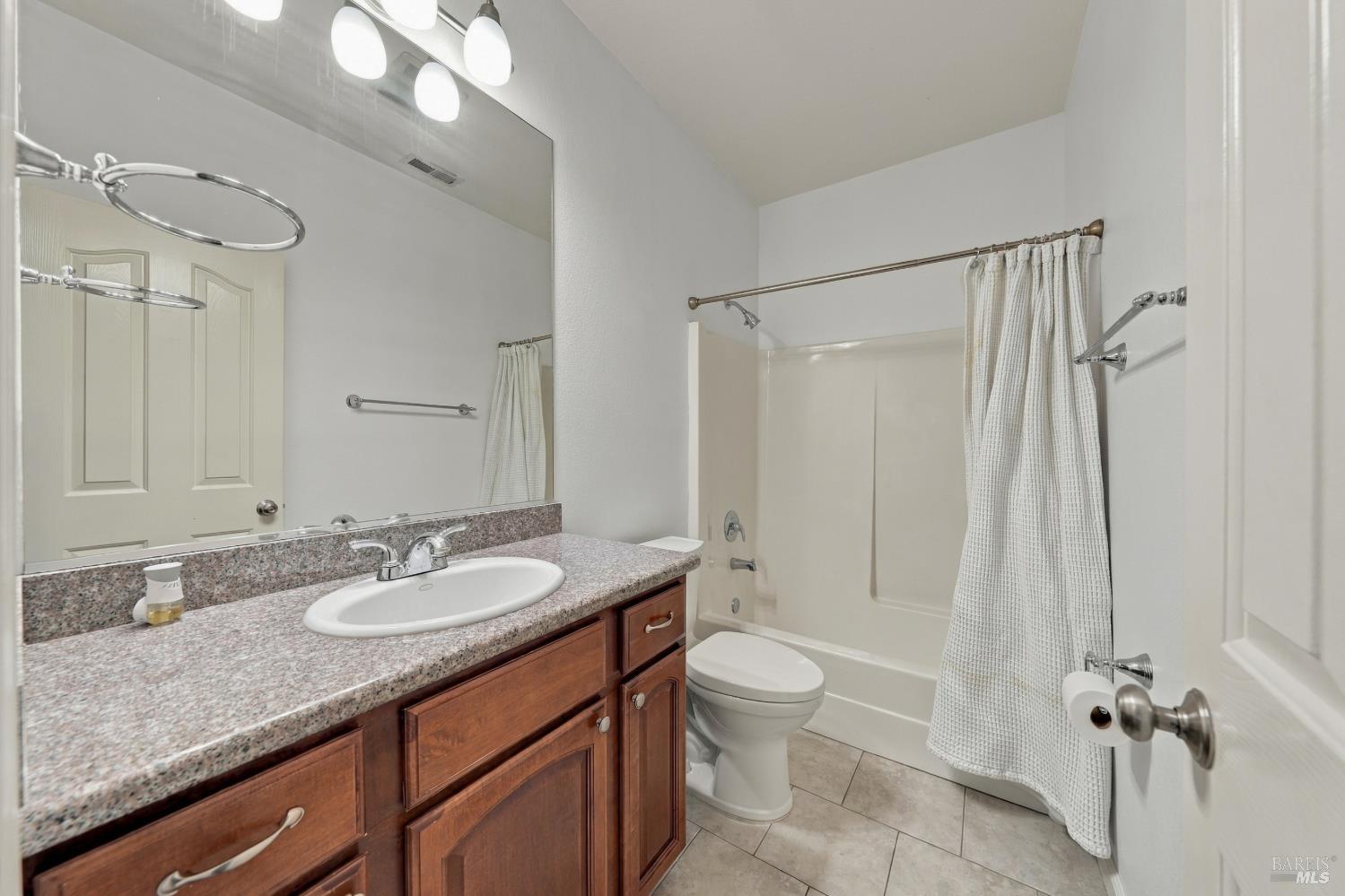 18094 Spyglass Road Hidden Valley Lake CA 95467