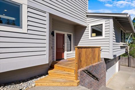 3224 Cobblestone Drive Santa Rosa CA 95404