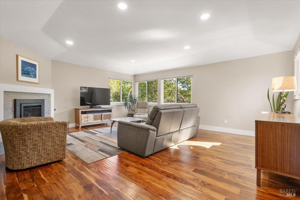 3224 Cobblestone Drive Santa Rosa CA 95404
