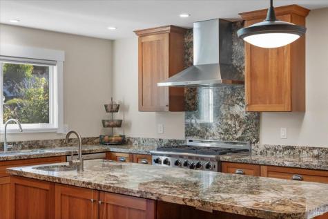 3224 Cobblestone Drive Santa Rosa CA 95404
