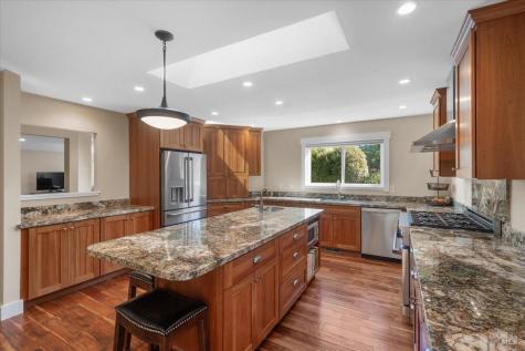 3224 Cobblestone Drive Santa Rosa CA 95404