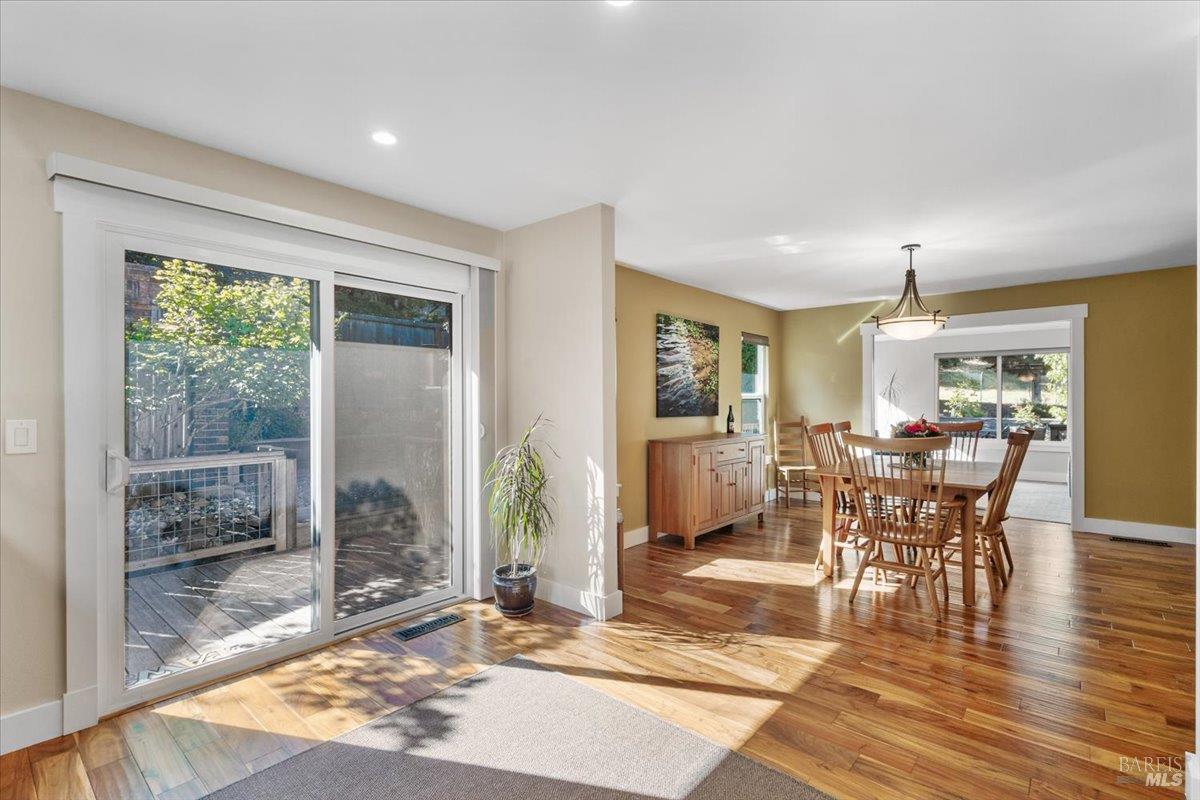 3224 Cobblestone Drive Santa Rosa CA 95404