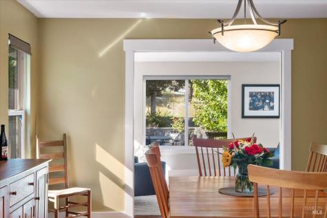 3224 Cobblestone Drive Santa Rosa CA 95404