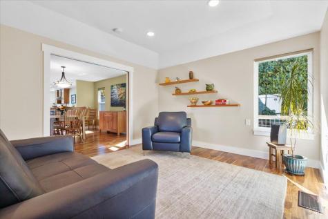 3224 Cobblestone Drive Santa Rosa CA 95404