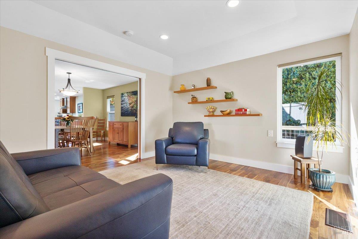 3224 Cobblestone Drive Santa Rosa CA 95404