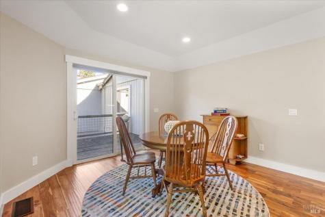 3224 Cobblestone Drive Santa Rosa CA 95404
