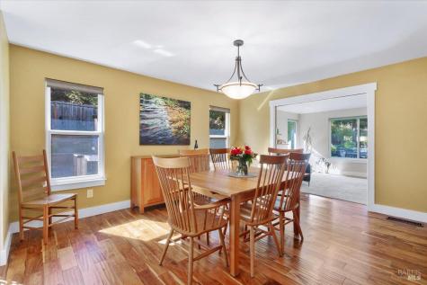 3224 Cobblestone Drive Santa Rosa CA 95404