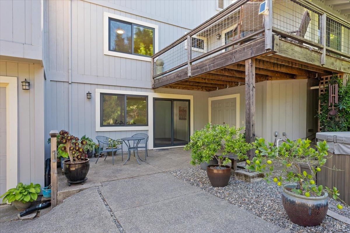 3224 Cobblestone Drive Santa Rosa CA 95404