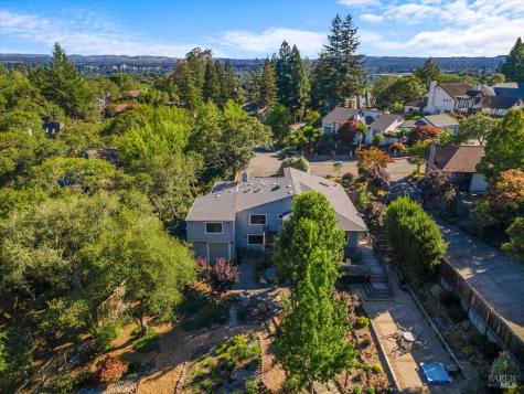 3224 Cobblestone Drive Santa Rosa CA 95404
