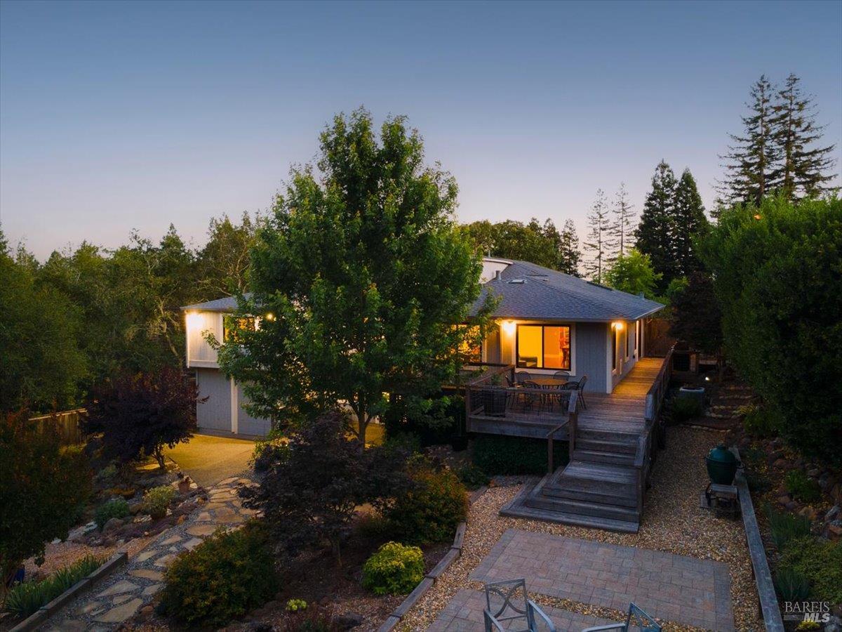 3224 Cobblestone Drive Santa Rosa CA 95404