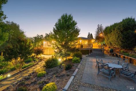 3224 Cobblestone Drive Santa Rosa CA 95404