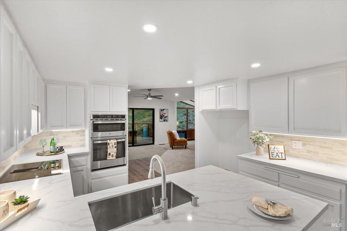 960 Wild Oak Drive Santa Rosa CA 95409