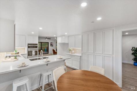 960 Wild Oak Drive Santa Rosa CA 95409