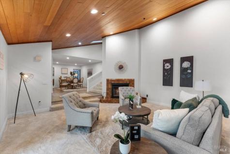 960 Wild Oak Drive Santa Rosa CA 95409