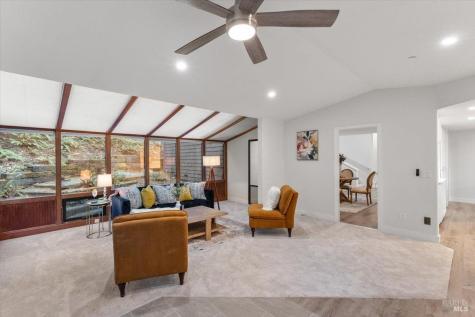 960 Wild Oak Drive Santa Rosa CA 95409