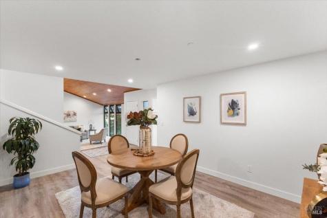 960 Wild Oak Drive Santa Rosa CA 95409