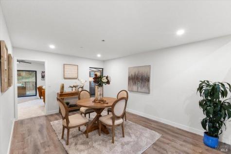 960 Wild Oak Drive Santa Rosa CA 95409