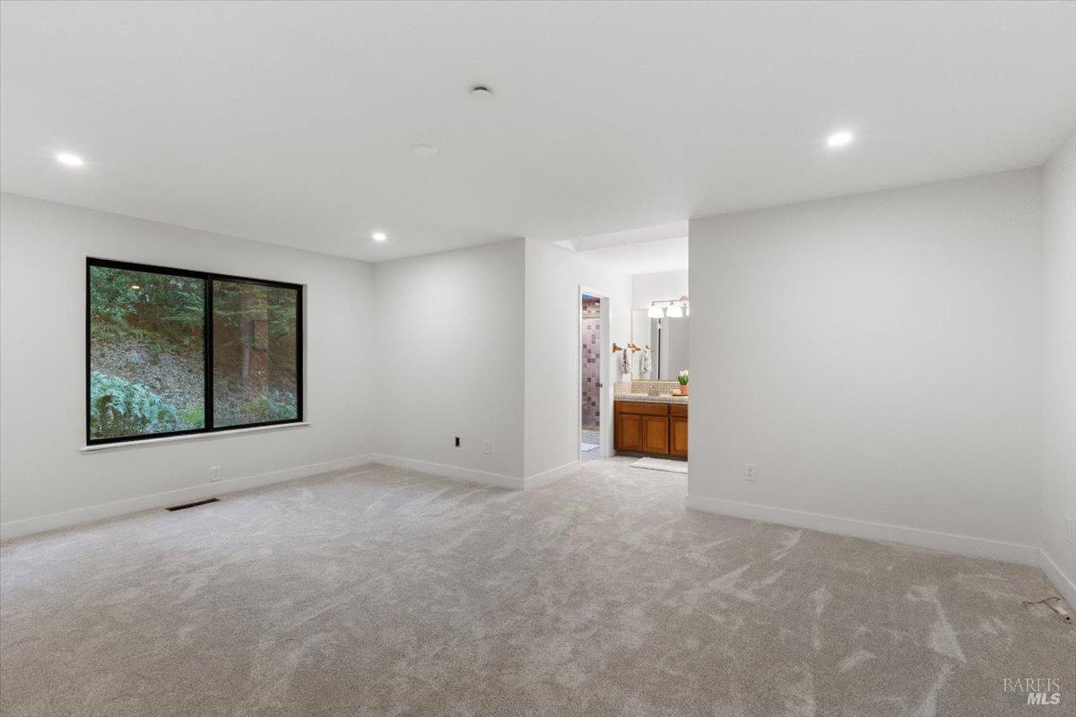 960 Wild Oak Drive Santa Rosa CA 95409