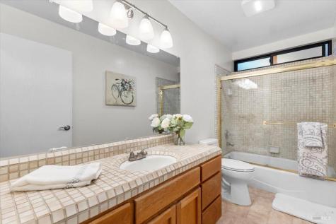 960 Wild Oak Drive Santa Rosa CA 95409